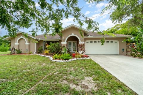 A home in NORTH FORT MYERS