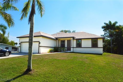 A home in FORT MYERS