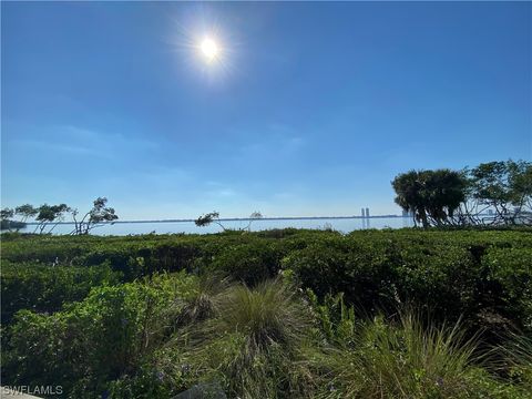 A home in NORTH FORT MYERS