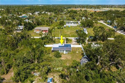 A home in PUNTA GORDA