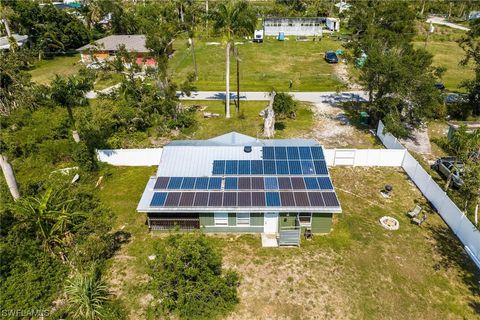 A home in PUNTA GORDA