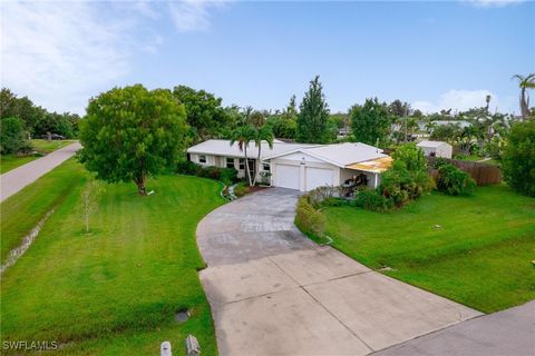 A home in PUNTA GORDA