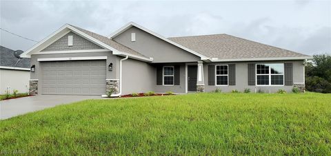 A home in LEHIGH ACRES