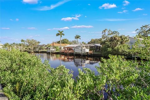 A home in NORTH FORT MYERS