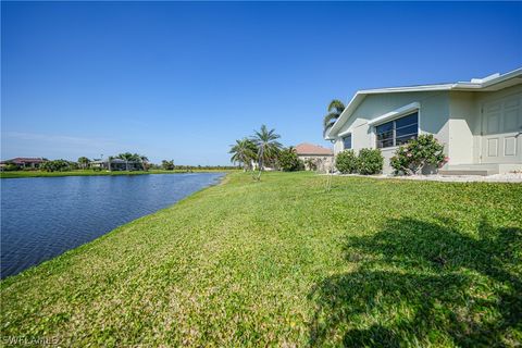 A home in PUNTA GORDA