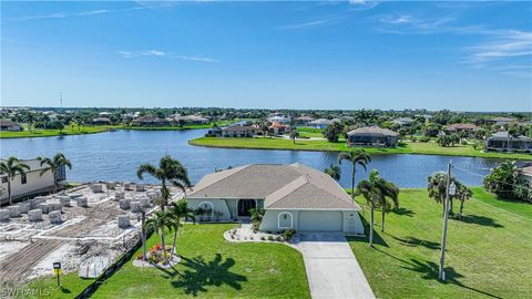 A home in PUNTA GORDA