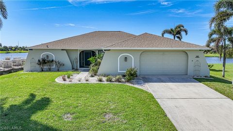 A home in PUNTA GORDA