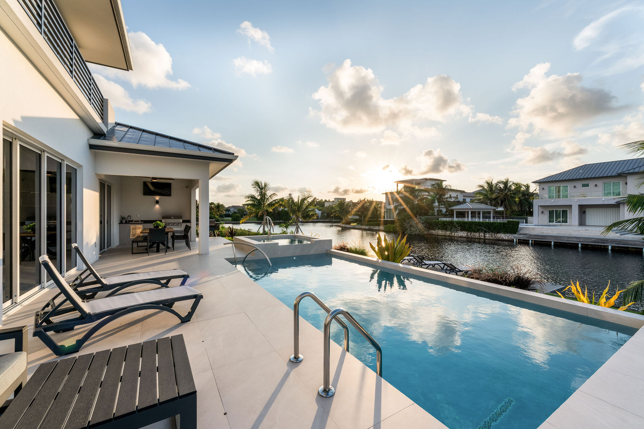 West Bay, Cayman Islands, 5 Bedrooms Bedrooms, ,6 BathroomsBathrooms,Residential,Active,167068