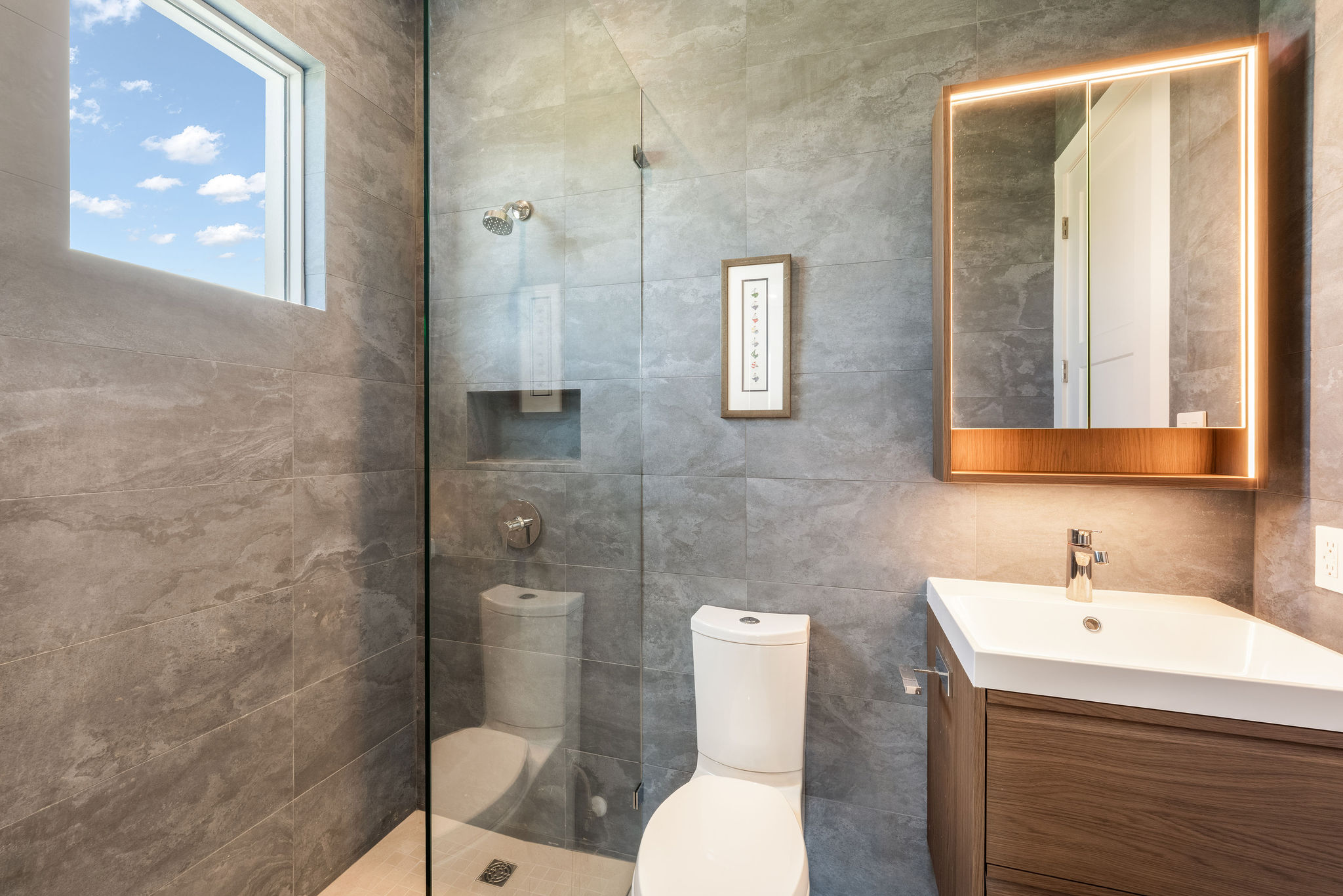 West Bay, Cayman Islands, 5 Bedrooms Bedrooms, ,6 BathroomsBathrooms,Residential,Active,167068