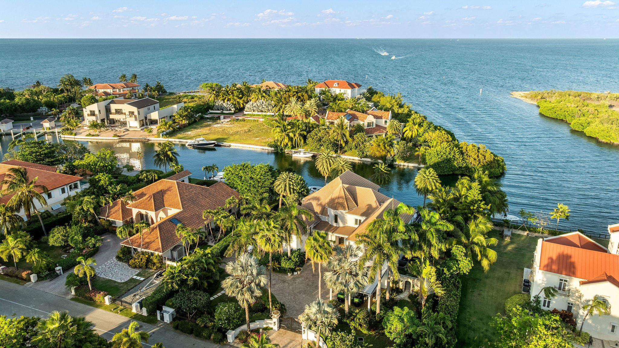 West Bay, Cayman Islands, 6 Bedrooms Bedrooms, ,7 BathroomsBathrooms,Residential,Active,242523