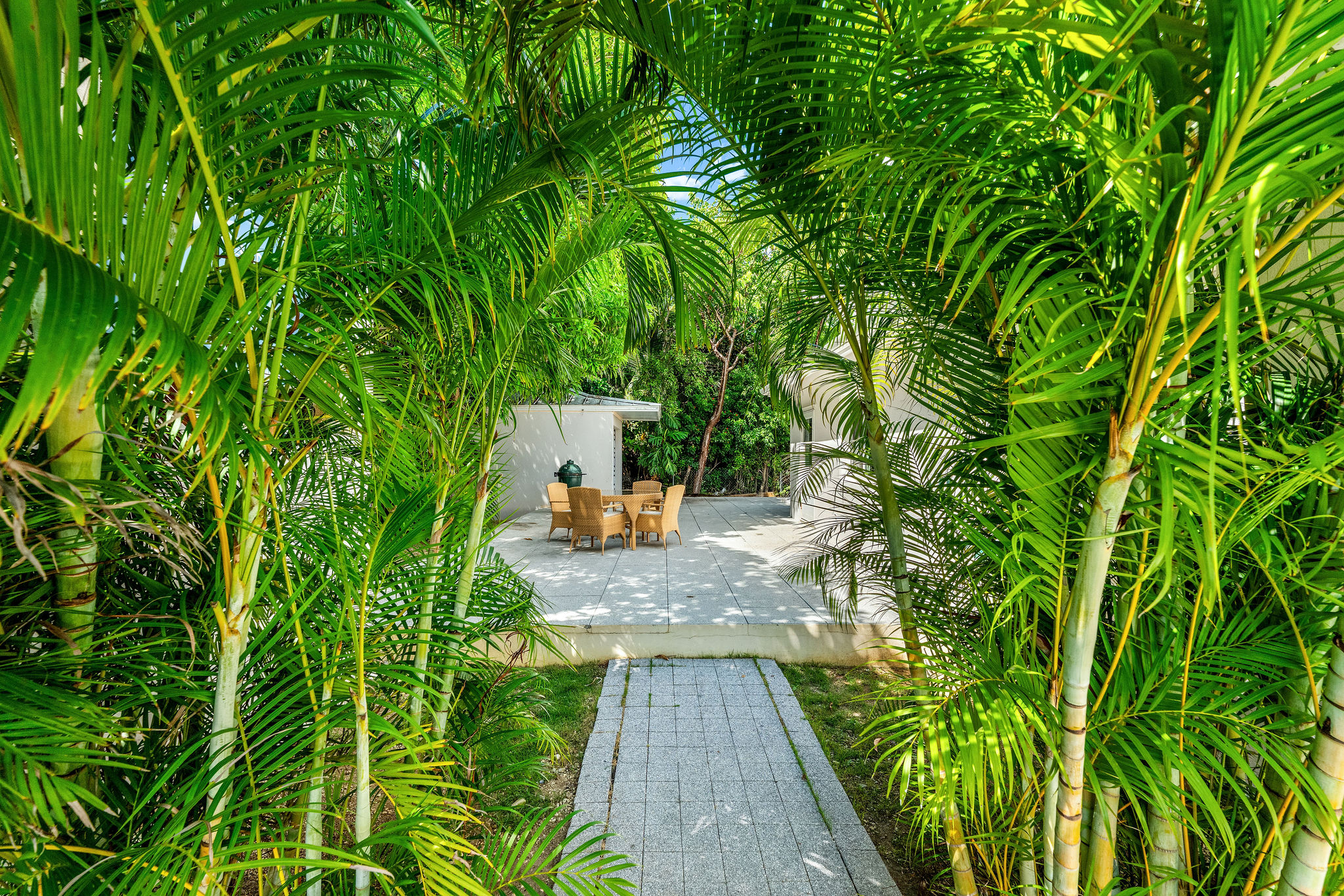 George Town, Cayman Islands, 4 Bedrooms Bedrooms, ,3 BathroomsBathrooms,Residential,Active,227234