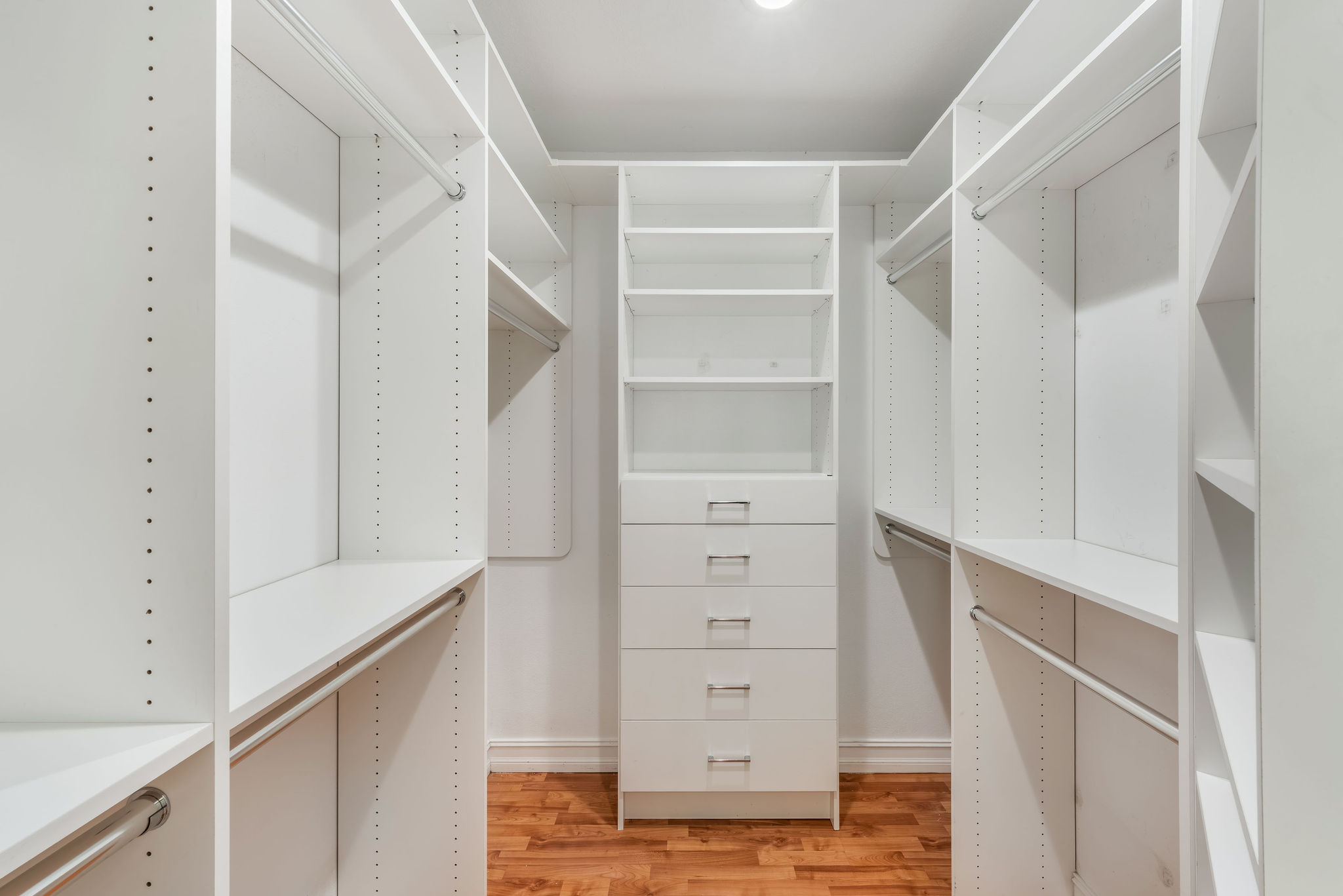 George Town, Cayman Islands, 4 Bedrooms Bedrooms, ,3 BathroomsBathrooms,Residential,Active,227234