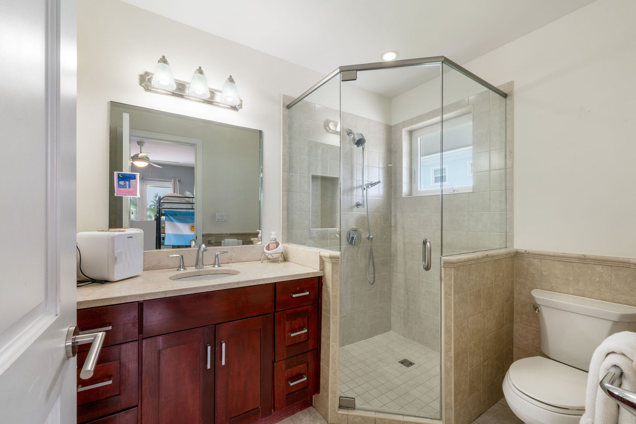 West Bay, Cayman Islands, 4 Bedrooms Bedrooms, ,5 BathroomsBathrooms,Residential,Active,76760