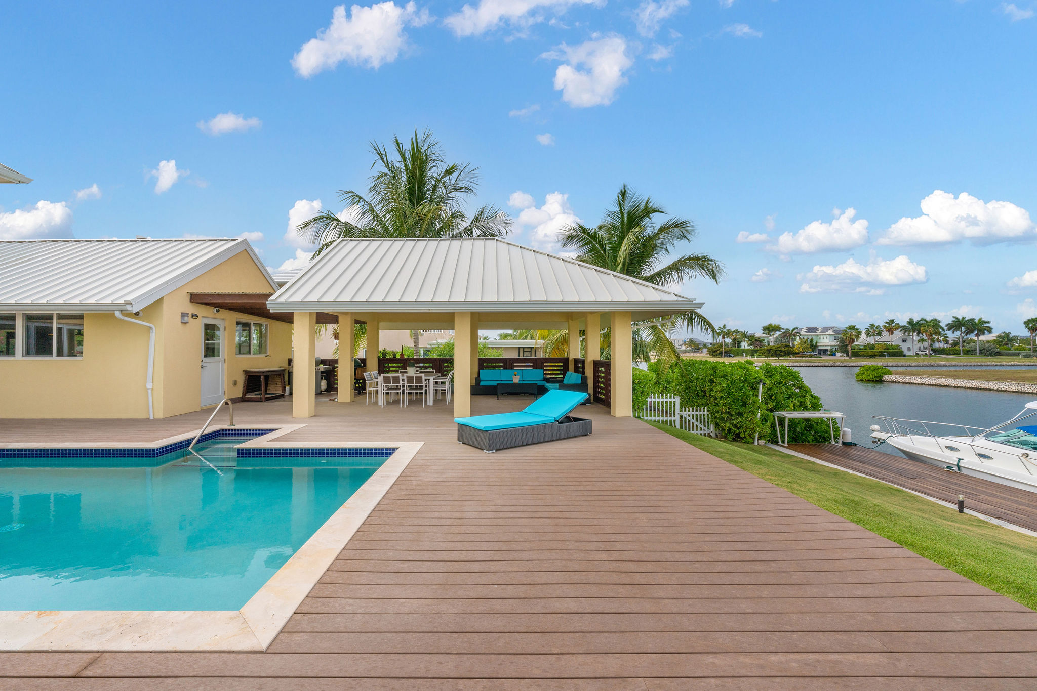 West Bay, Cayman Islands, 4 Bedrooms Bedrooms, ,5 BathroomsBathrooms,Residential,Active,76760