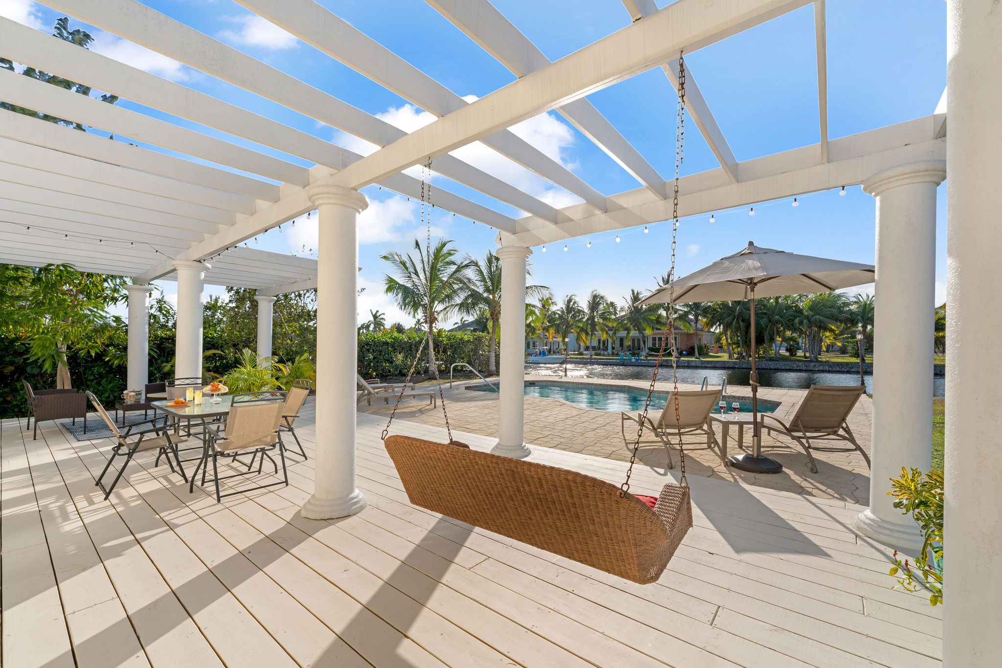 Savannah / Lower Valley, Cayman Islands, 4 Bedrooms Bedrooms, ,4 BathroomsBathrooms,Residential,Active,8408