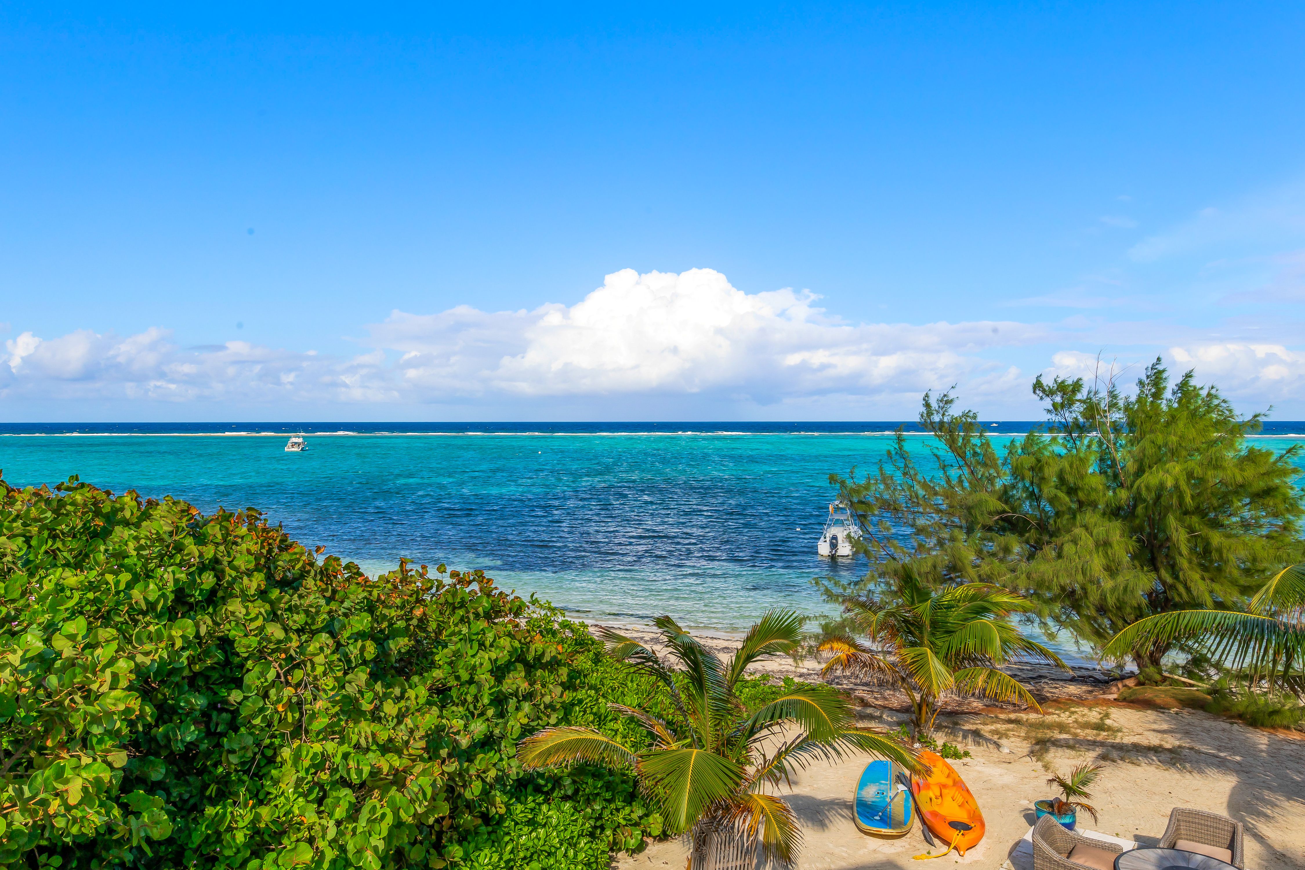 NE Coast / East Inland / Colliers, Cayman Islands, ,Commercial,Active,139268