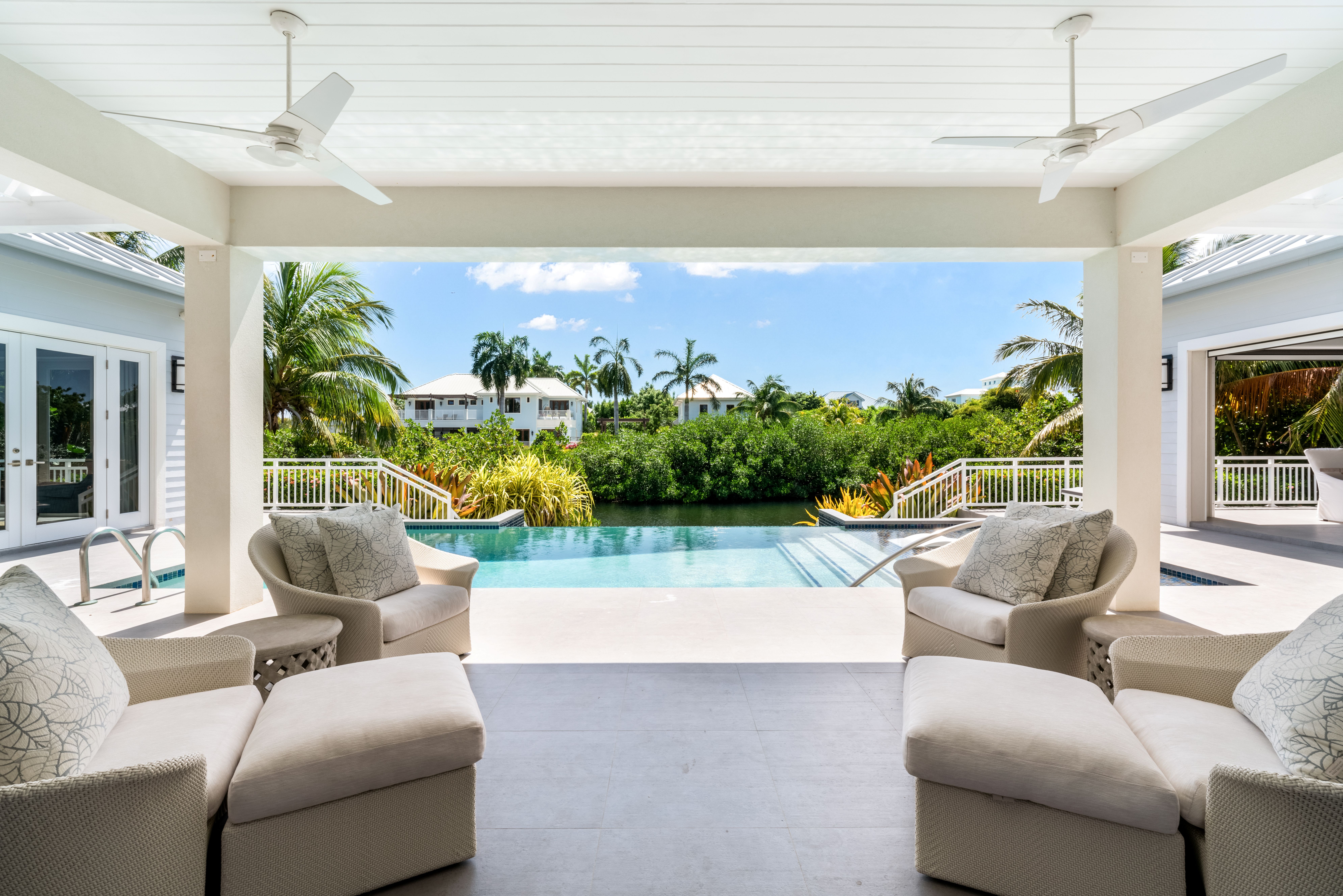 West Bay, Cayman Islands, 4 Bedrooms Bedrooms, ,5 BathroomsBathrooms,Residential,Active,157582