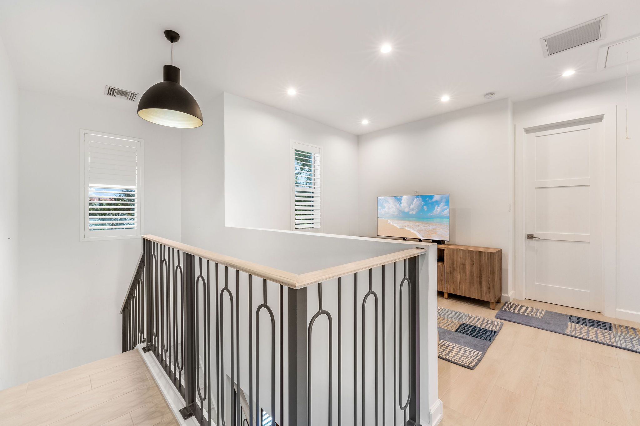 South Sound, Cayman Islands, 3 Bedrooms Bedrooms, ,5 BathroomsBathrooms,Residential,Active,215696