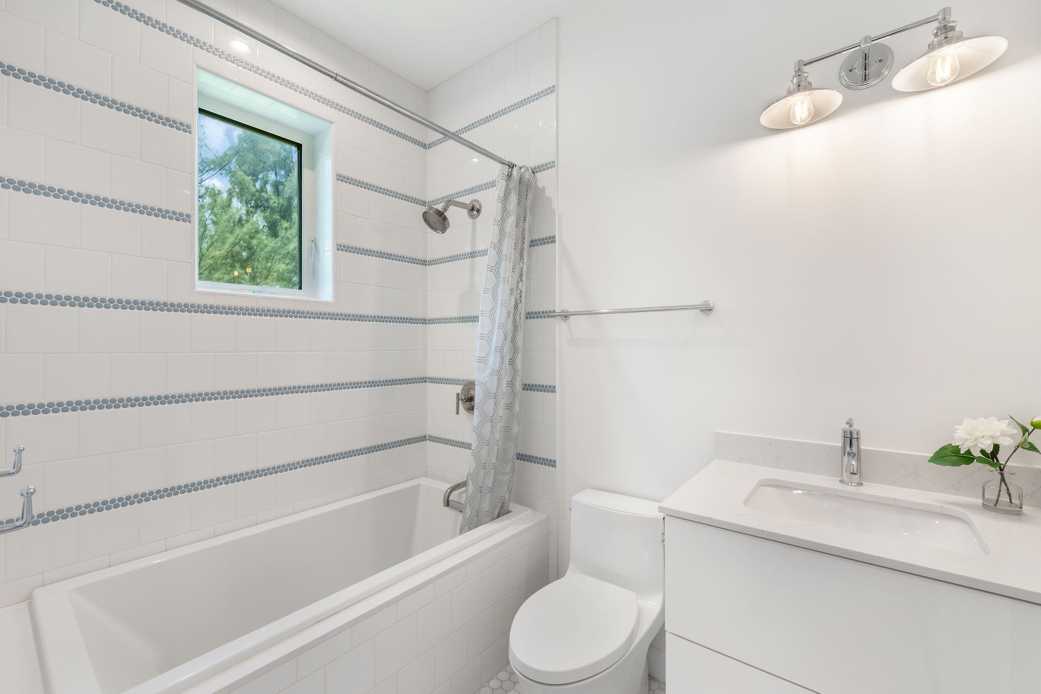 South Sound, Cayman Islands, 3 Bedrooms Bedrooms, ,5 BathroomsBathrooms,Residential,Active,215696