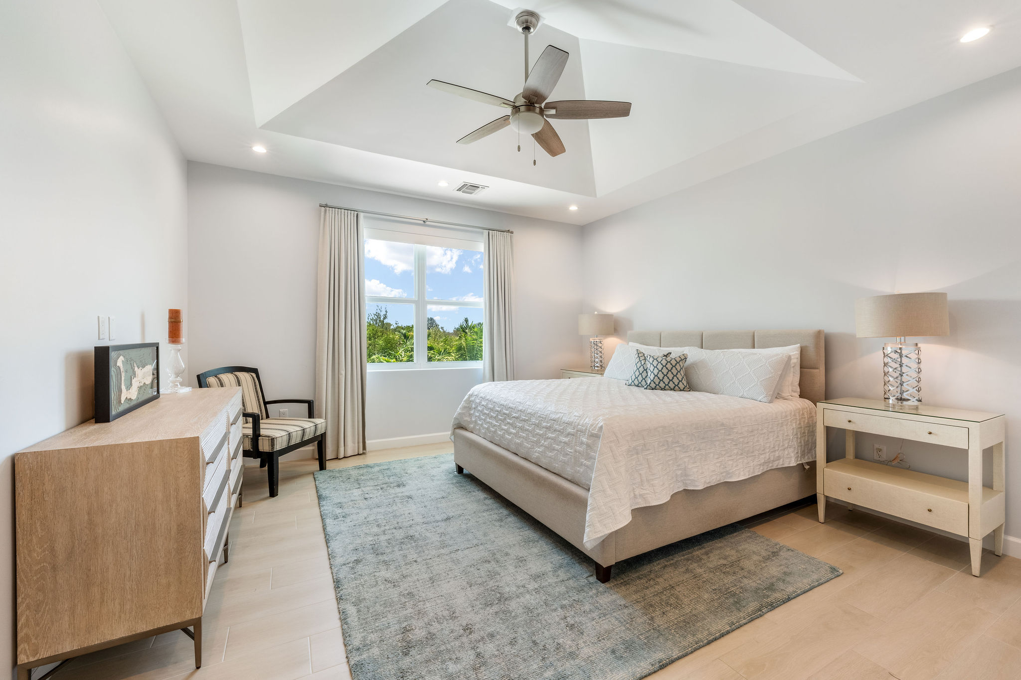 South Sound, Cayman Islands, 3 Bedrooms Bedrooms, ,5 BathroomsBathrooms,Residential,Active,215696