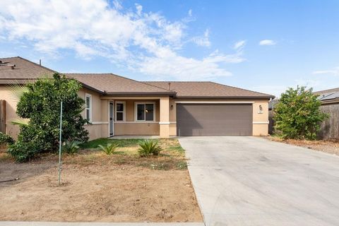 A home in Visalia