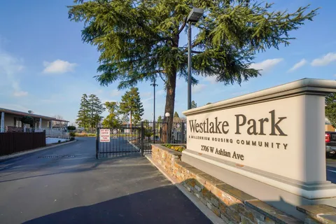 2706 W Ashlan Avenue Unit 48, Fresno, CA 93705 - MLS#: 625800