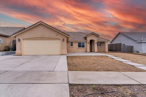 A home in Woodlake