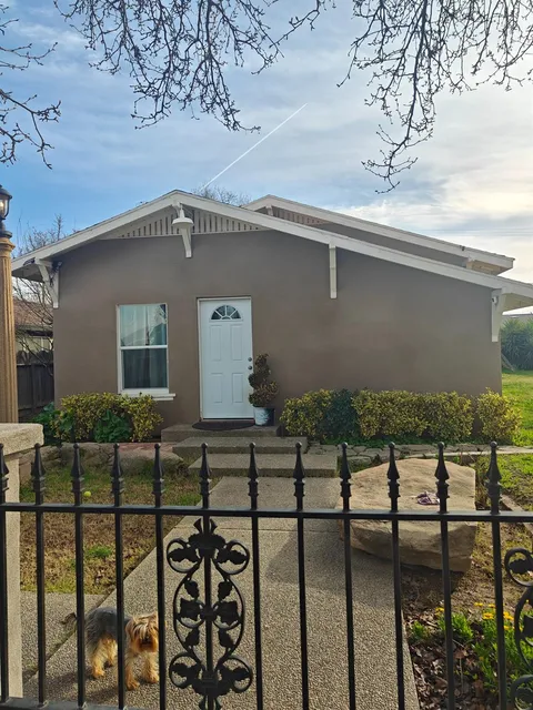 375 W Fir Avenue, Pinedale, CA 93650 - MLS#: 625447