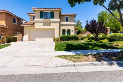 A home in Lake Elsinore