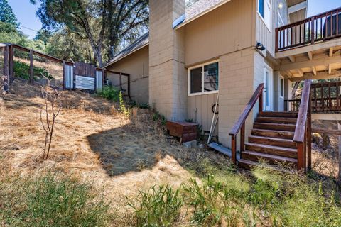 A home in Oakhurst