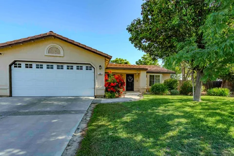 240 S Kenneth Avenue, Kerman, CA 93630 - MLS#: 629356