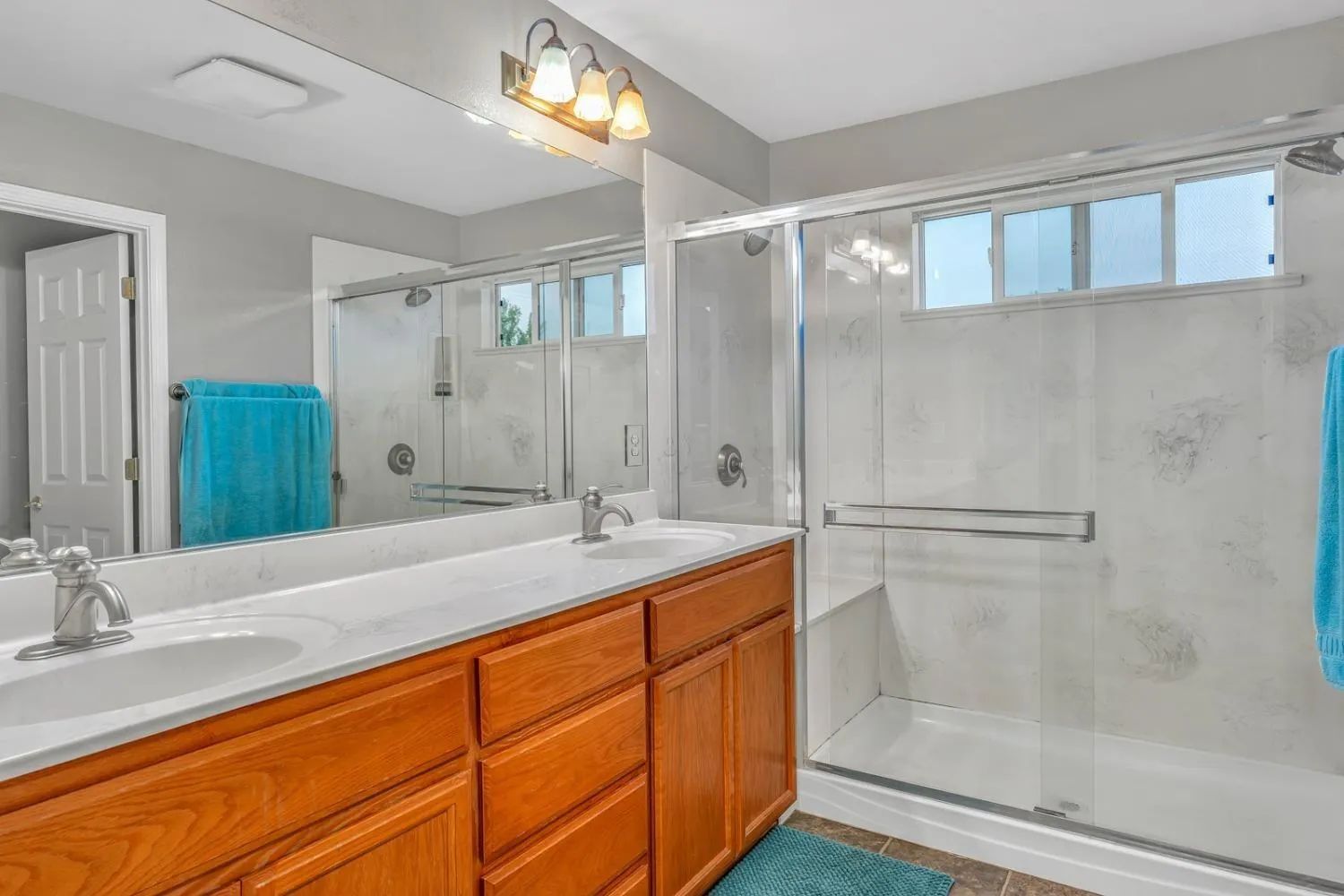 Le Grand, California 95333, United States, 4 Bedrooms Bedrooms, ,Residential,Active,104576