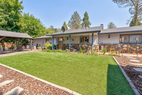 A home in Oakhurst