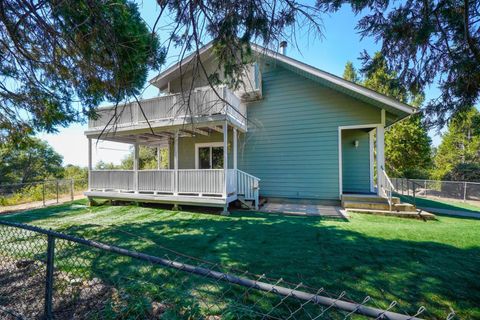 A home in Mariposa