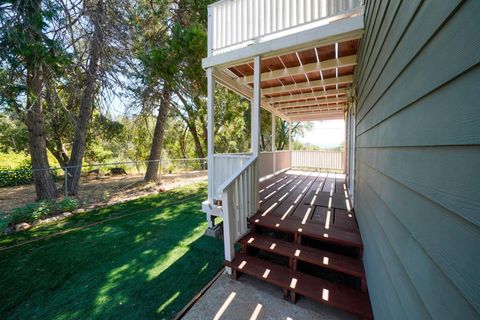 A home in Mariposa