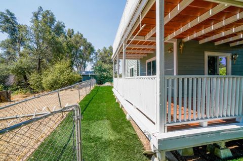 A home in Mariposa