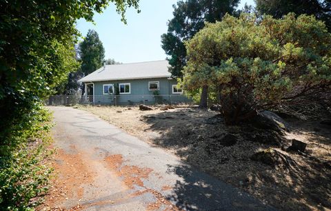 A home in Mariposa