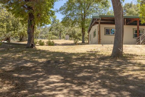 A home in Mariposa