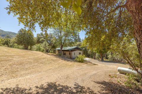 A home in Mariposa