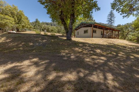 A home in Mariposa