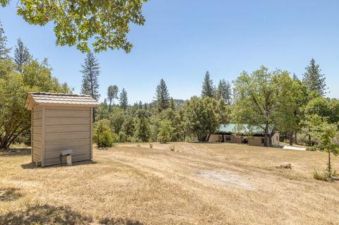 A home in Mariposa