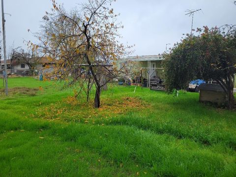 A home in Madera