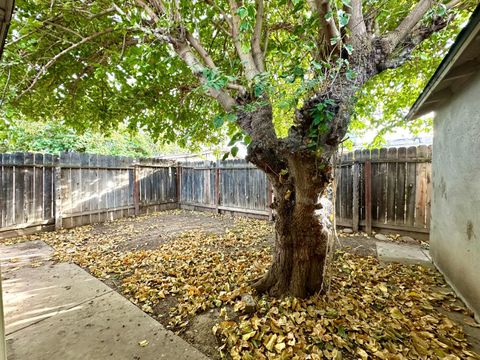 A home in Reedley