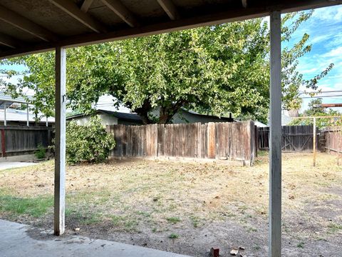 A home in Reedley