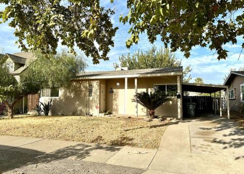 A home in Reedley