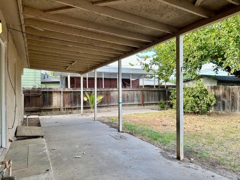 A home in Reedley