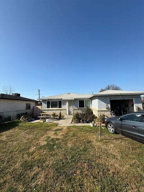 A home in Madera