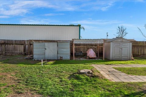 A home in Kingsburg