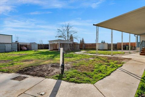 A home in Kingsburg