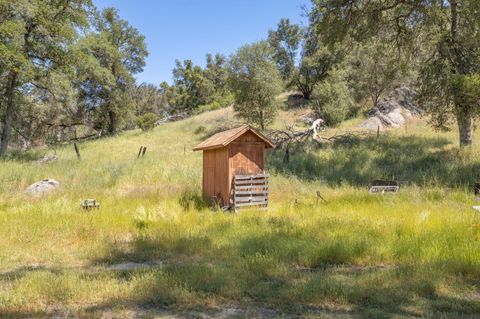 A home in Mariposa